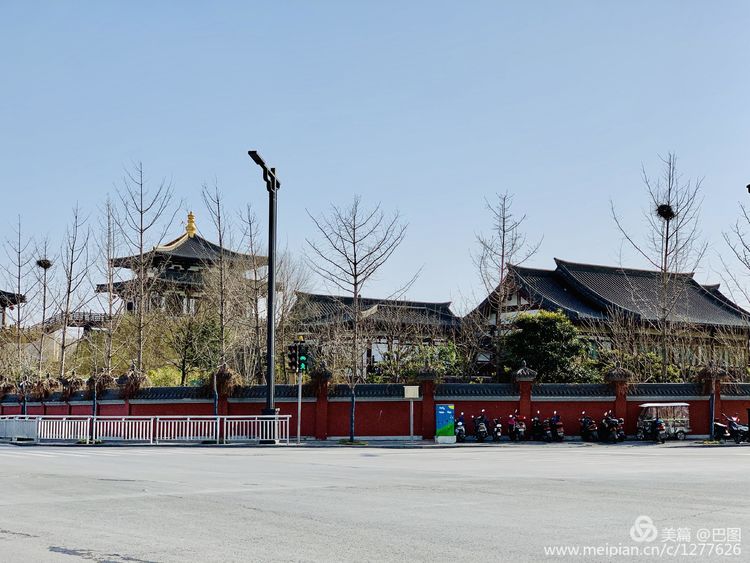 上阳宫到百货楼,疫情下逛西工,期待小街锅贴,王城广场听戏