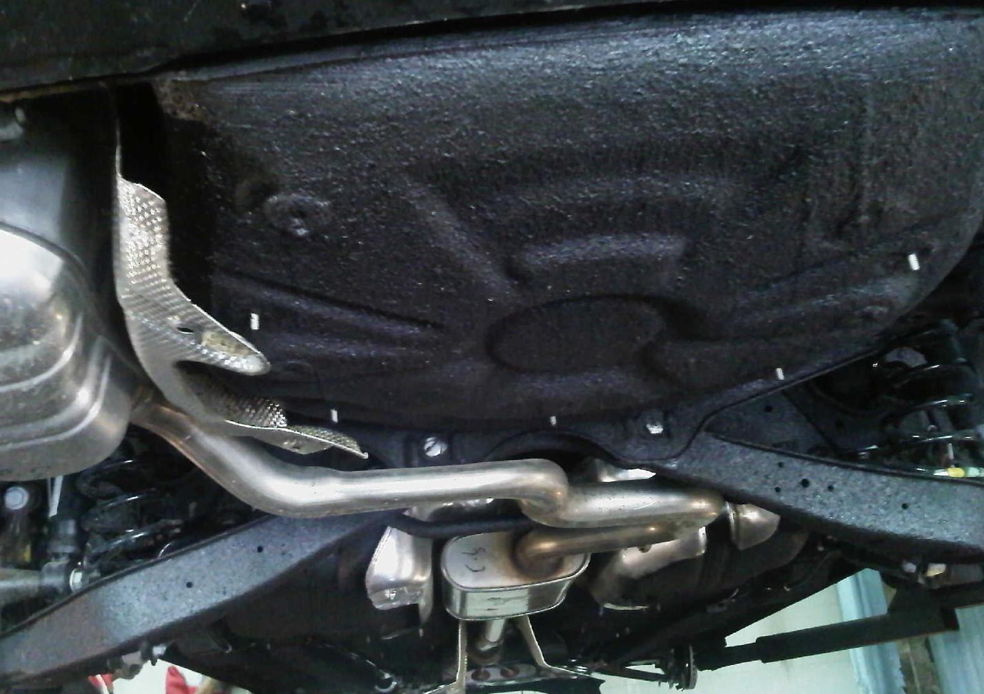 汽车底盘装甲是什么有必要装吗,汽车底盘装甲和不装甲对比图片