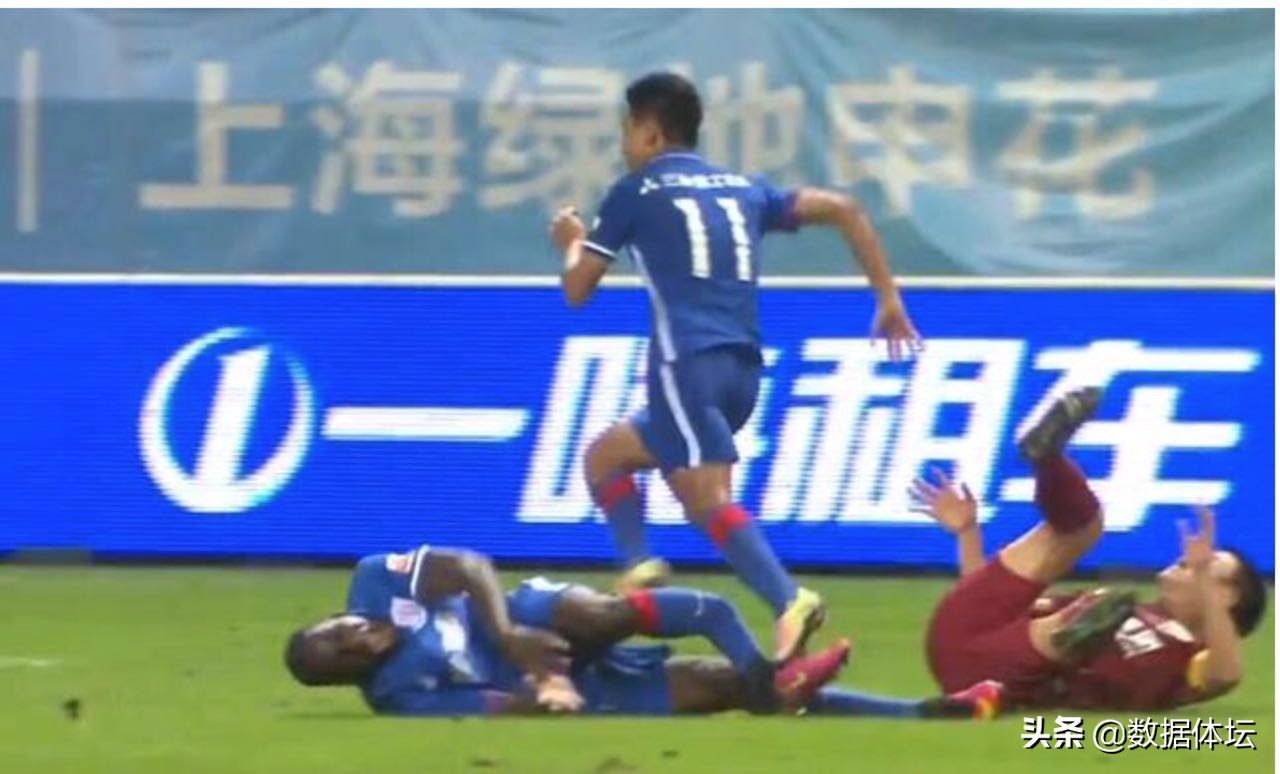 中超一晚出现两次恶意犯规,中超泰山队有哪些恶意犯规