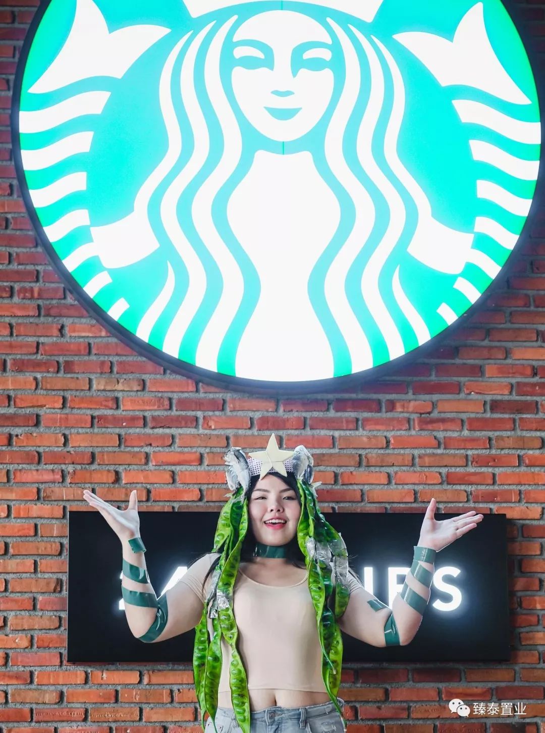 蕾哈娜和超模,蕾哈娜cos万圣节