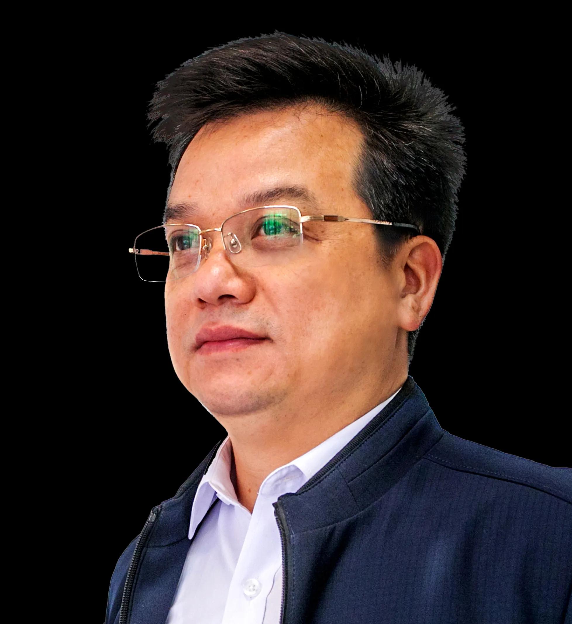 用现代意识构建起史诗帝国———张况史诗印象