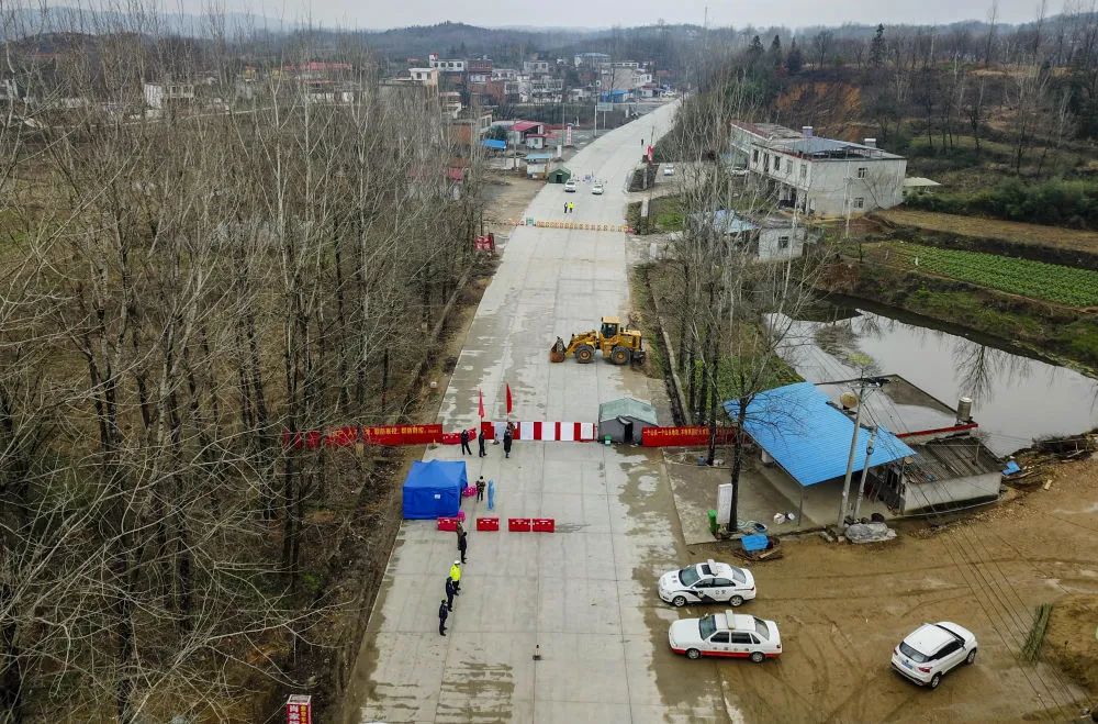 记者深入探访隔离区,湖北离鄂通道严防死守