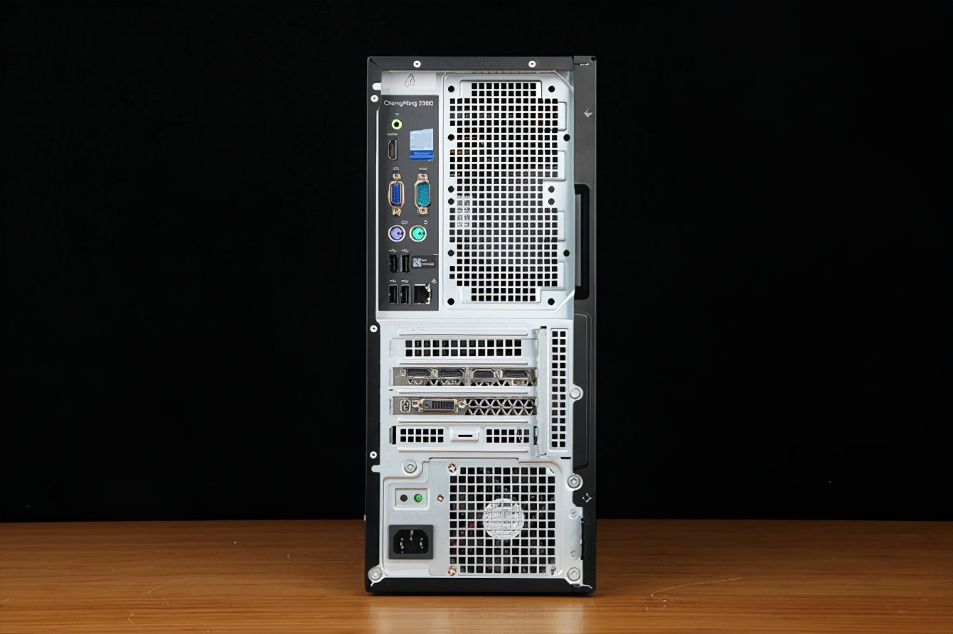 目前最顶级的跑分主机,100万跑分的主机测评永劫无间