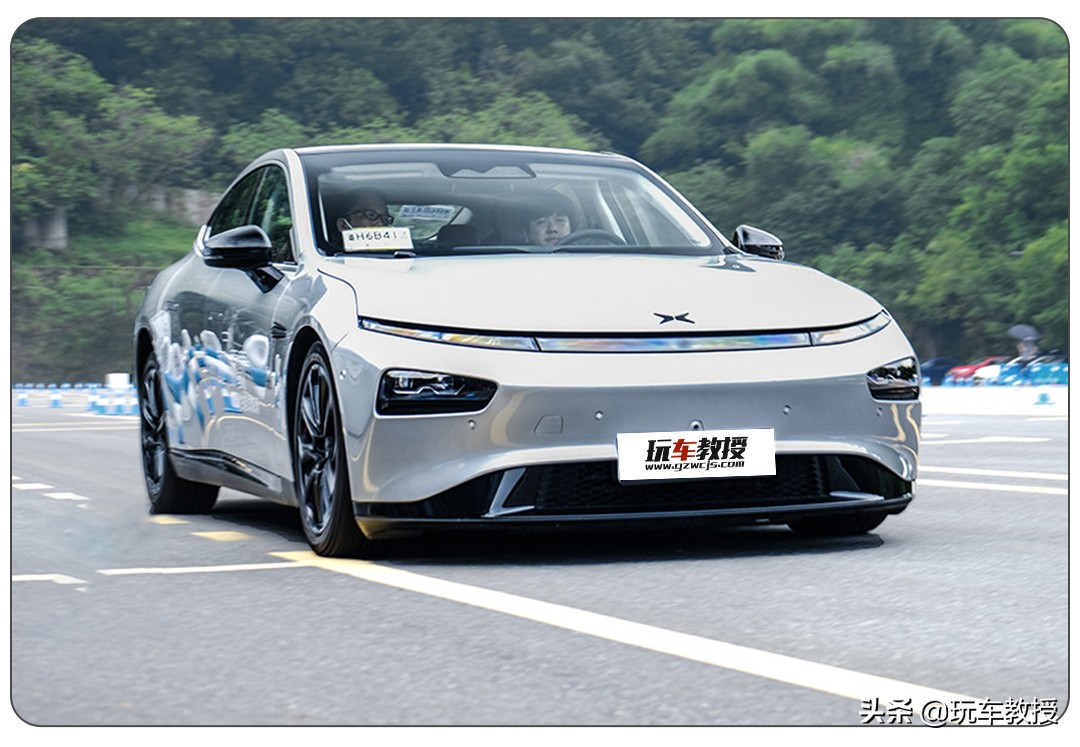 1万公里的小鹏p7能卖多少,20万公里的小鹏p7能卖多少