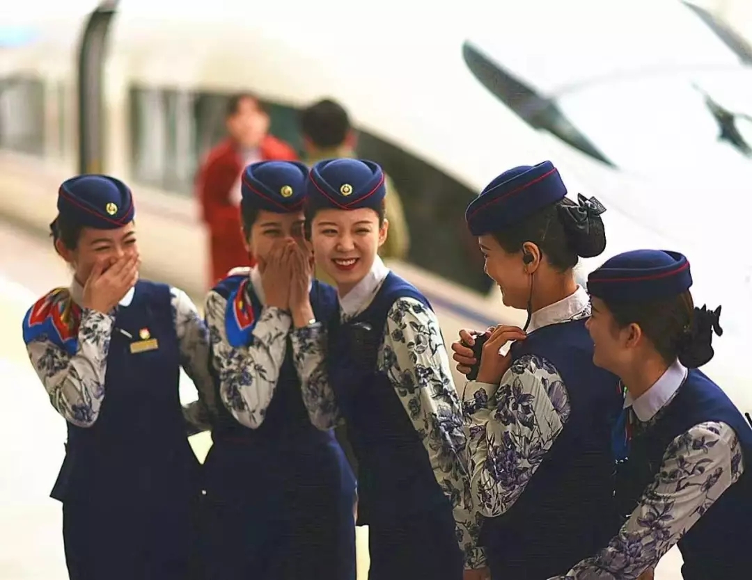 电话订票起售时间和app一样吗,互联网订票起售时间