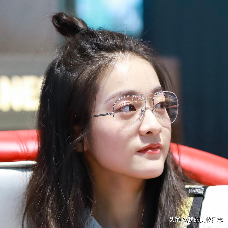 头发蓬松怎么办自然卷,头发蓬松怎么办适合啥发型