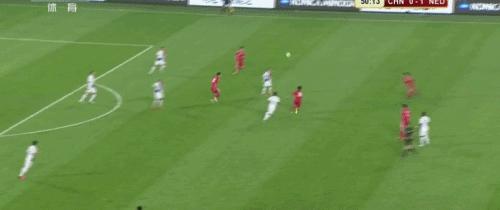 中国足球爆笑动态图,足球比赛搞笑动图高清