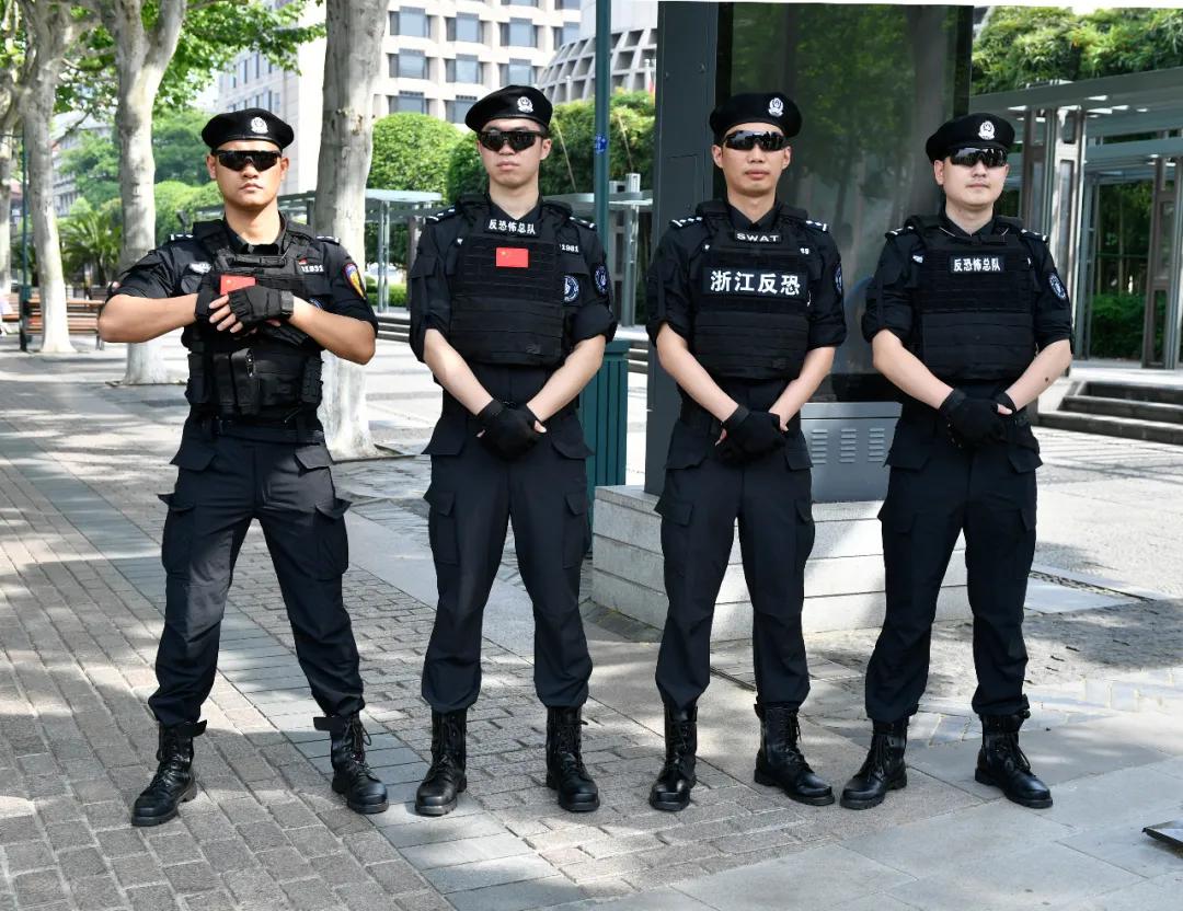 遇到暴恐分子怎么办？在地铁反恐专列上，浙江公安“反恐精英”给你支招