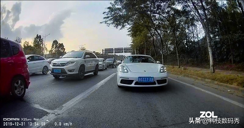 盯盯拍x2spro和专用记录仪对比,盯盯拍x2s对比700迈行车记录仪