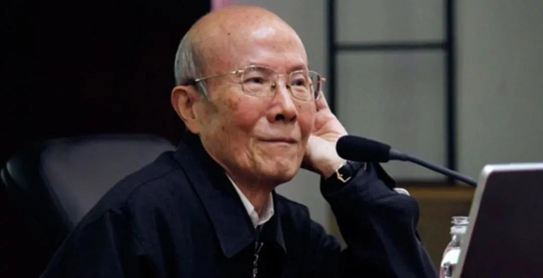 金庸逝世场面,金庸去世一代人的回忆