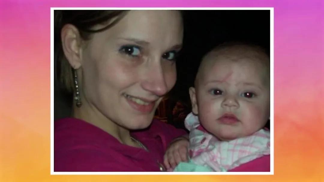 她21岁生娃,9年后牙齿掉光,卸妆惊呆网友:真实的自己最美