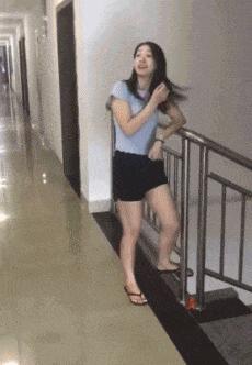 搞笑gif你们这些城里人太会玩了,搞笑gif逗比的世界你永远理解不了