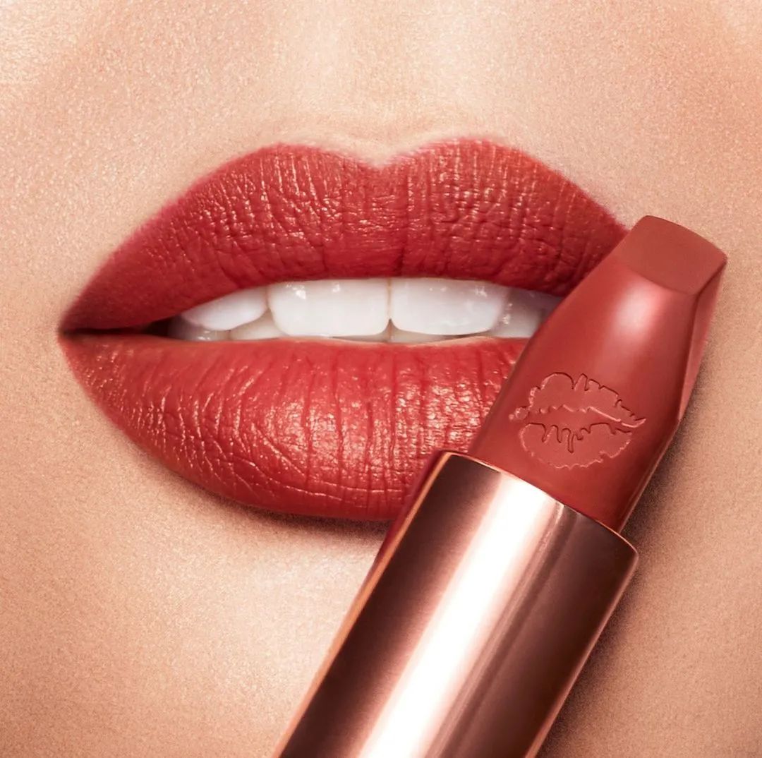 泫雅第一次遇到劲敌,泫雅新晒出的照片