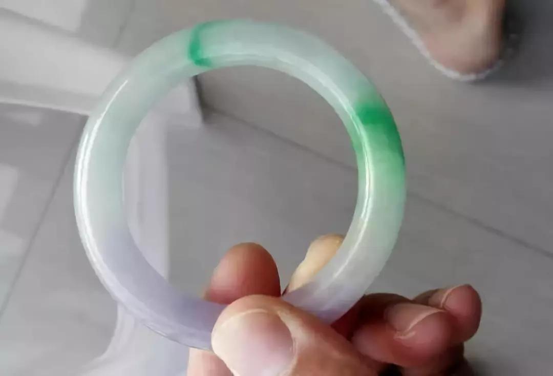 200万缅币捡漏手镯,翡翠手镯捡漏缅甸