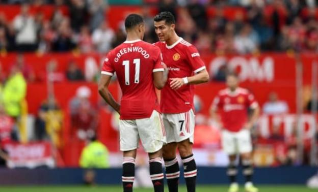 罗本与c罗两翼齐飞,拿球就单打