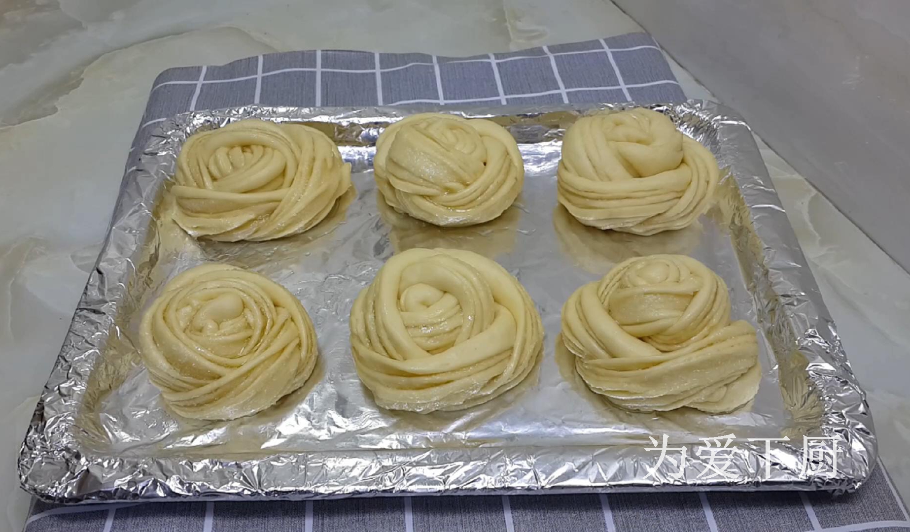 面包最简单教程,面包怎么卷好吃又简单