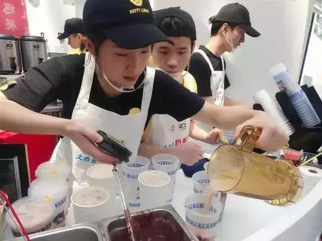 奶茶店热销茶饮有哪些品牌,没落消失的奶茶品牌