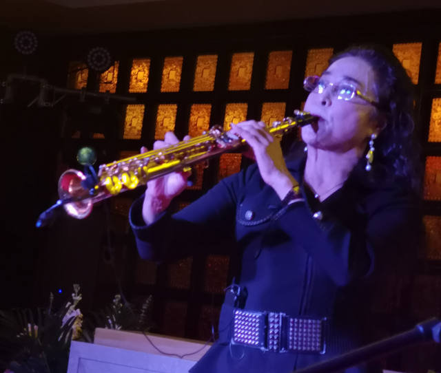 萨克斯演奏新春歌曲,萨克斯四重奏高亢嘹亮激情澎湃