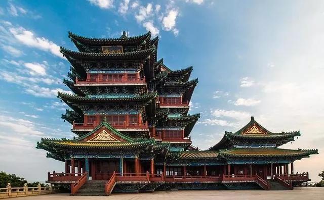 中国十大名楼最新图片,中国最高十大楼是哪十大楼