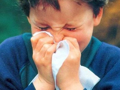 宝宝过敏性鼻炎引起咳嗽,宝宝有过敏性鼻炎怎么办