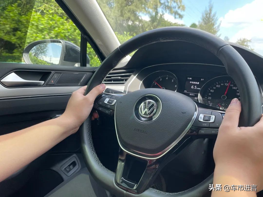 迈腾280tsi试驾,大众迈腾280tsi试驾