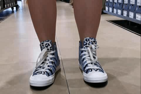 ysl口红礼盒限时抢购,ysl圣罗兰口红零元购