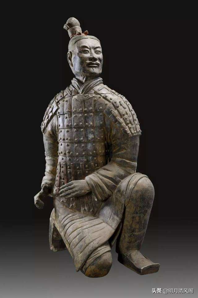 兵马俑有话说：一个小小的发髻，推动秦国底层对军功制的普遍认可