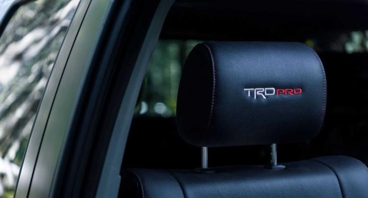 丰田今年新款suv车七座图片价格,丰田车系大全中有哪些suv车型