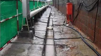 刚浇筑混凝土下雨怎么保护,浇筑混凝土时下雨怎么处理