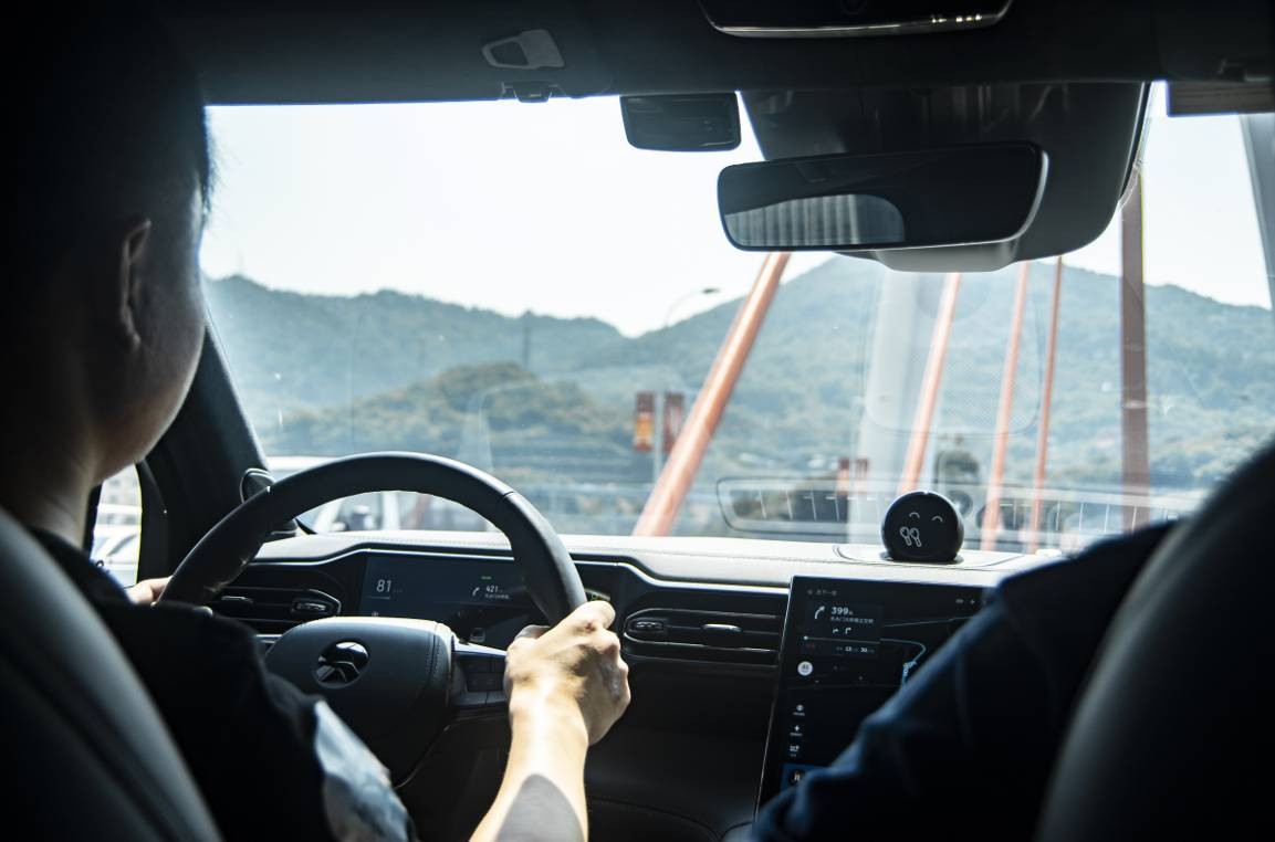 蔚来es8深度免费体验者,蔚来es8官方2023升级方案体验