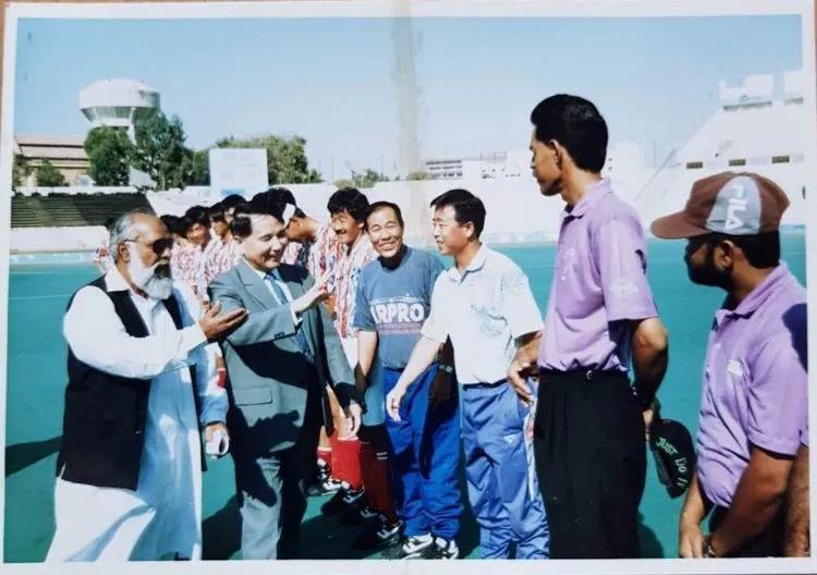 深切缅怀老宗师,缅怀足球教练