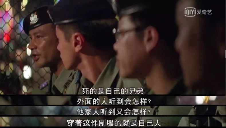 他是香港最低调的影帝,梳起飞机头他又是令人闻风丧胆的江湖大佬