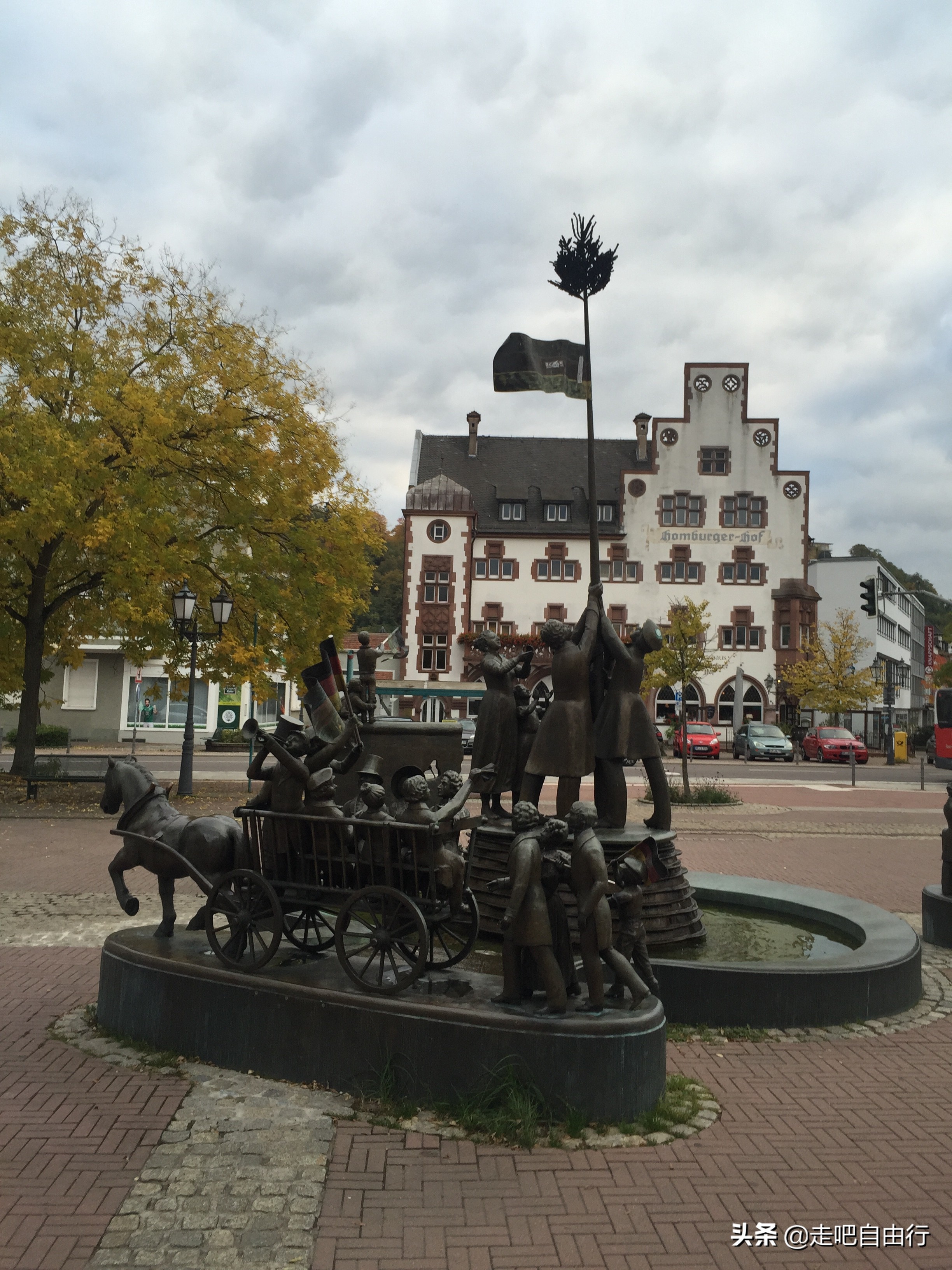 三小时环游世界,雨后漫步卢森堡的袖珍王国