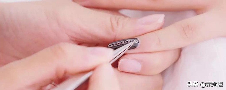 美甲手绘甲油胶简单图案,美甲彩绘新手入门教程上甲