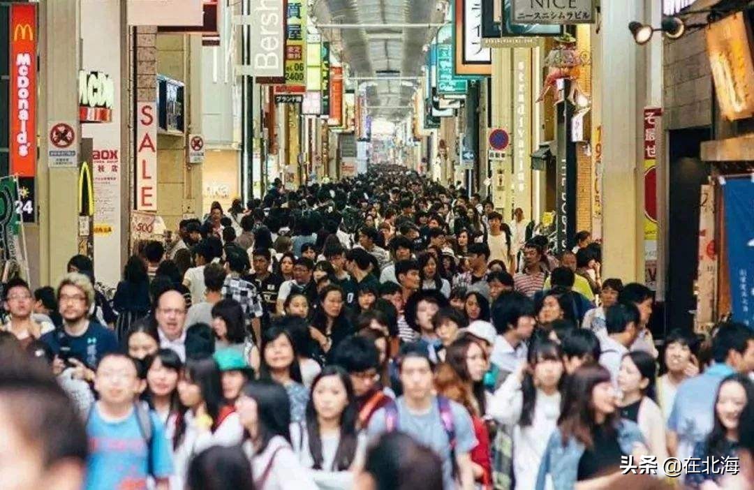 广西北海海底捞工资待遇怎么样,上海开一家海底捞一年挣多少