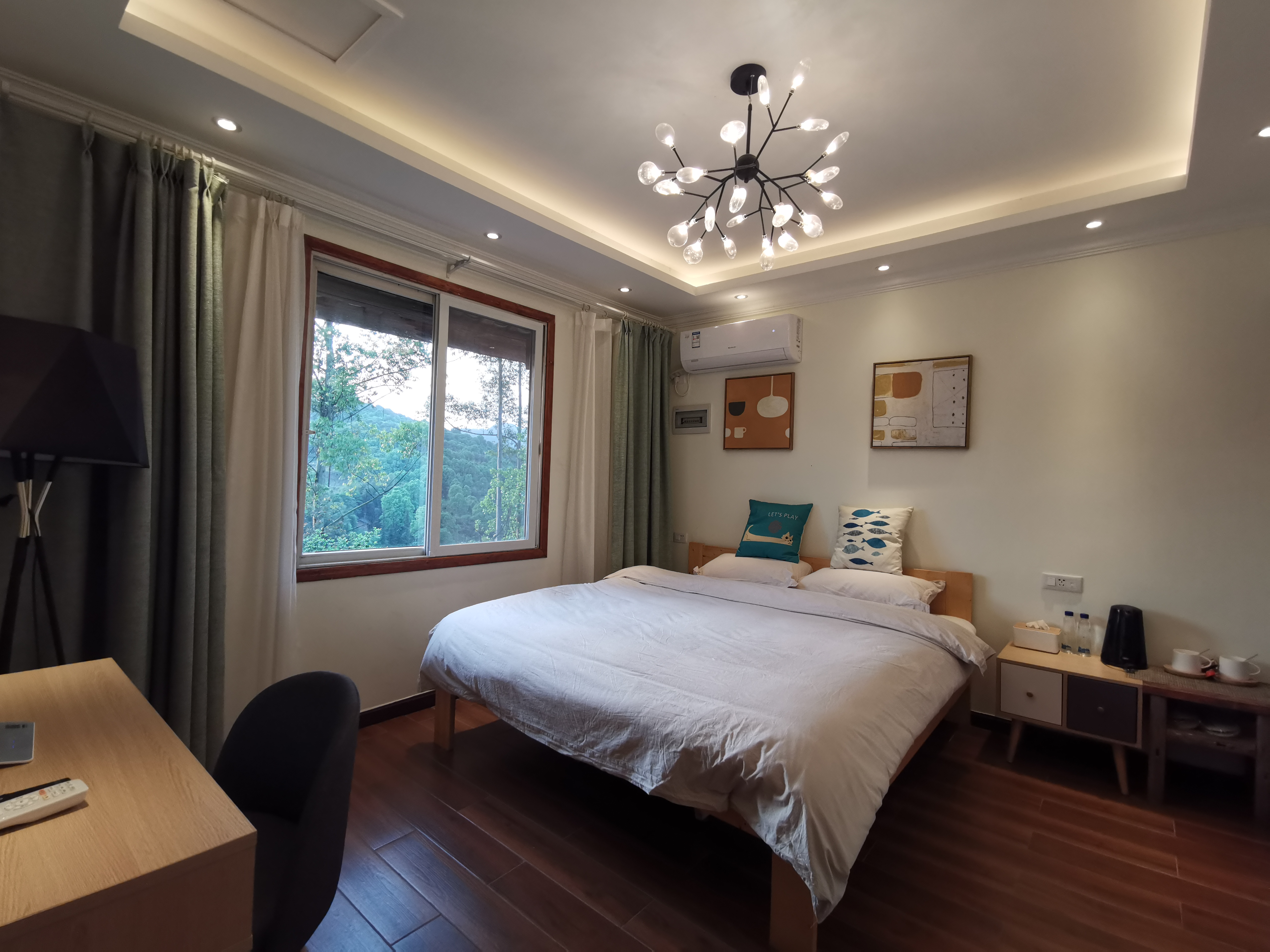 閲嶅簡鑱氫細姘戝鎺ㄨ崘,閲嶅簡鍗佷汉鍑烘父姘戝