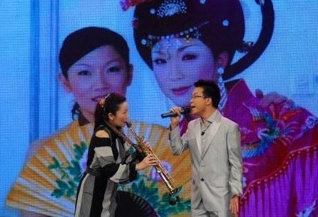 李玉刚跳过河,李玉刚有跳过河吗