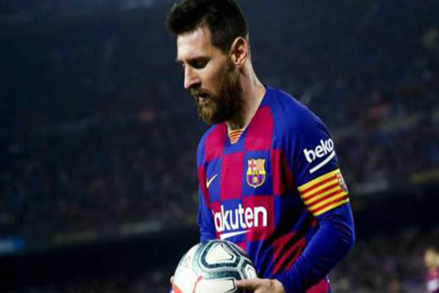 现在的球队,很少有双前锋这样的阵型,这究竟是为什么呢