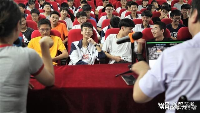 艺考美术是不是很费钱,艺考费钱又苦为什么不买个大学