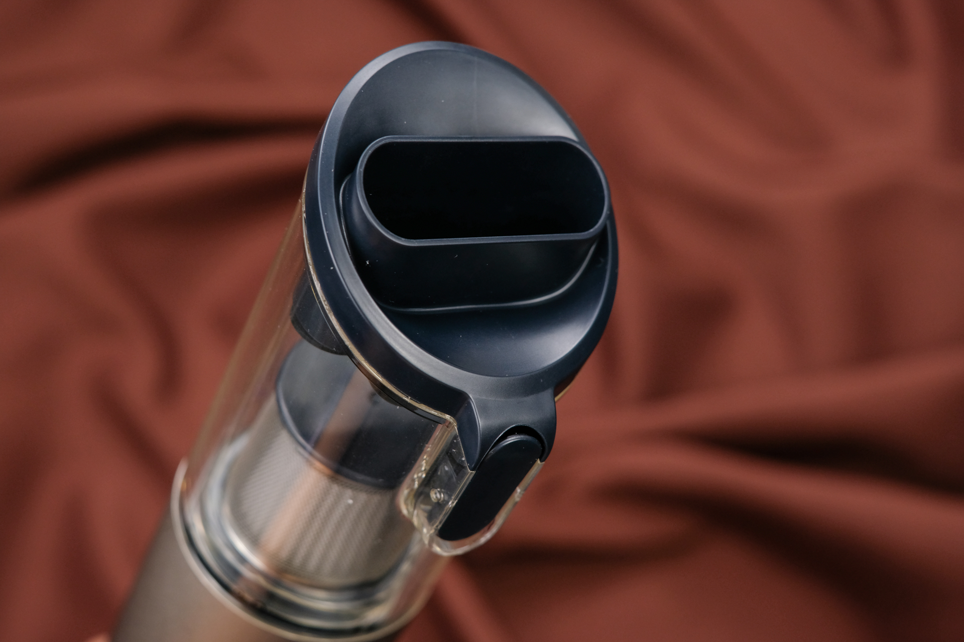 大吸力的便携式吸尘器真的好吗,好清理的家用吸尘器