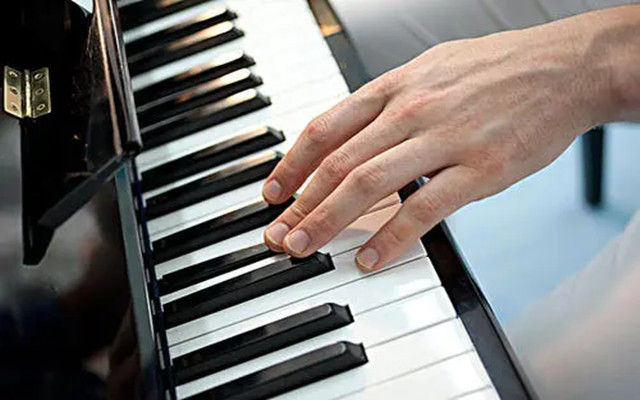 钢琴练习日常基本功识谱,钢琴练习怎样练好节奏感