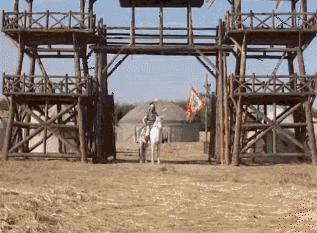 足坛十大现役前锋除梅罗外,新老球王对比梅西姆巴佩