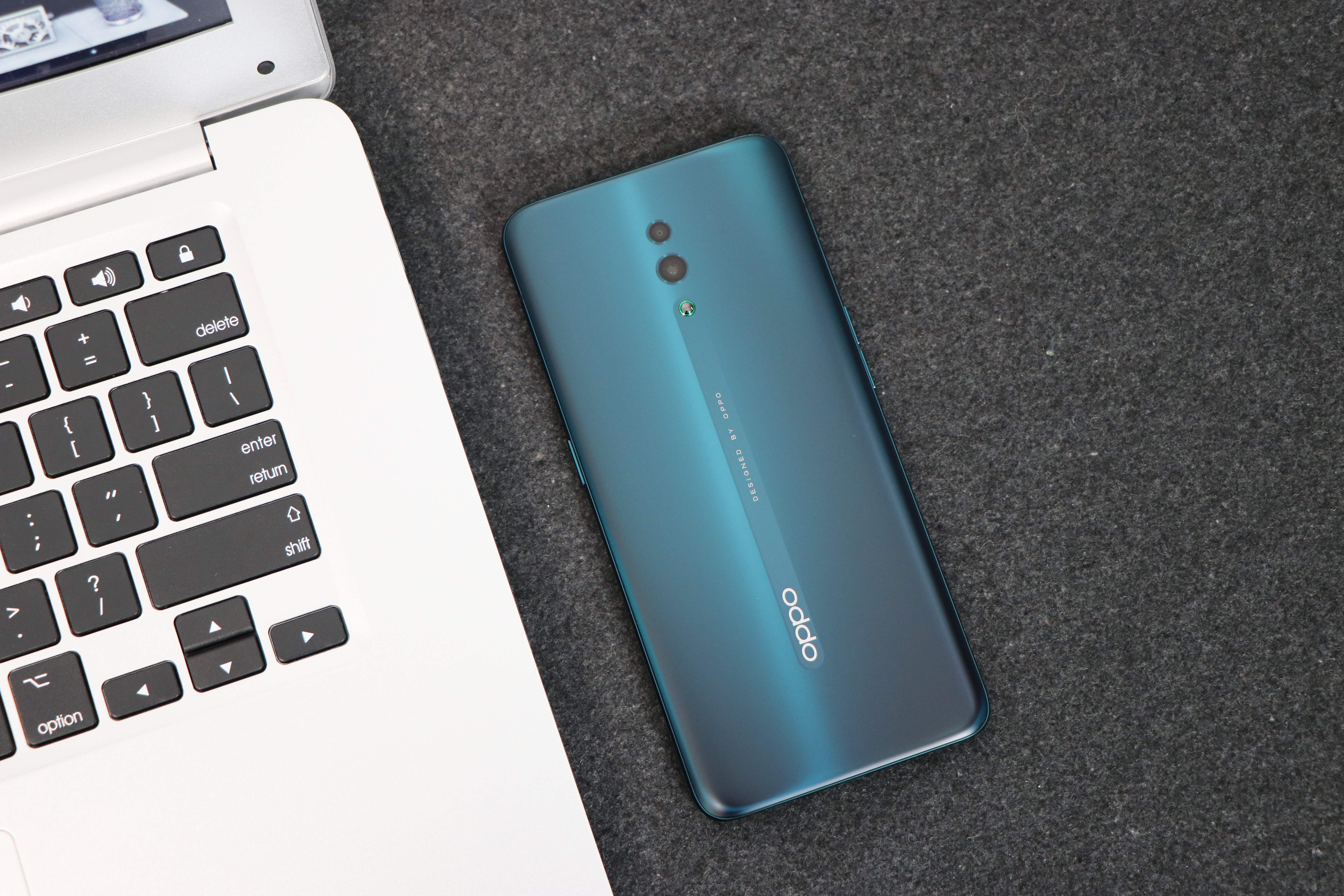 oppo不同价位性价比最高手机,opporeno2和opporeno2z哪个好