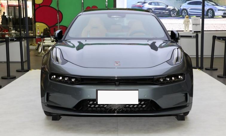 外观设计科幻，内饰很奢华，28.1万的极氪001优缺点分析