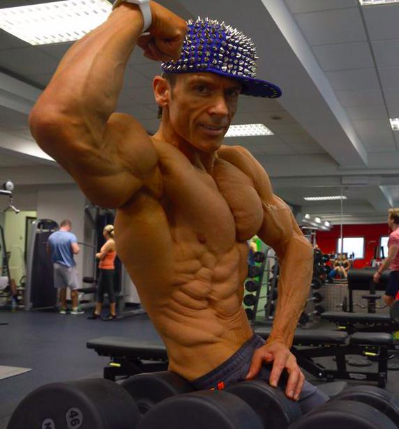 地球上肌肉最厉害的男人,世界上体脂最低的肌肉男