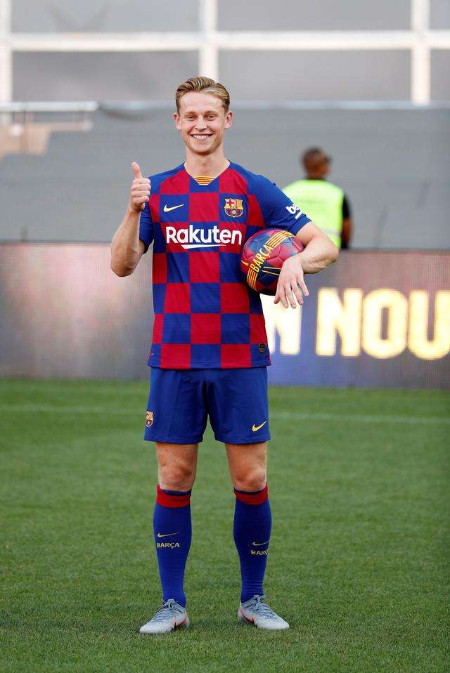 足球界十大颜值男神,足球界帅哥出场