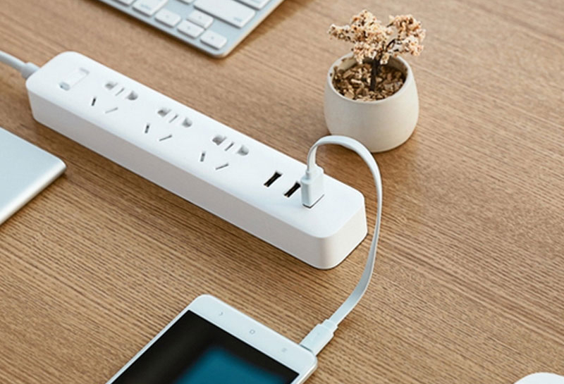 出国手机充电器转换器,出国手机上网流量费太大怎么办