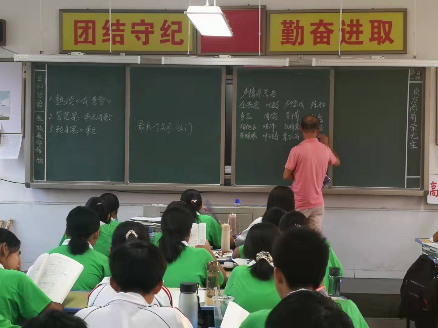 孩子早读不开口怎么办,早读学生不跟读怎么办