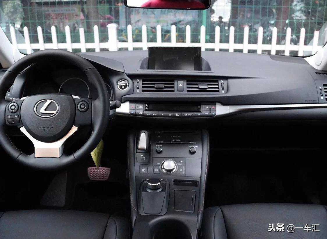 雷克萨斯新款ct200h混动价格,两厢雷克萨斯ct200h新款价格