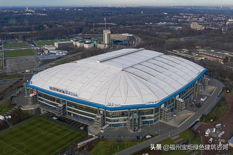 盘点世界著名足球场顶篷结构